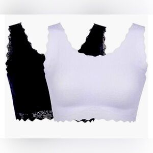 NWOT’s Rhonda Shear Lace bra’s/bralettes set of 2. Black and White